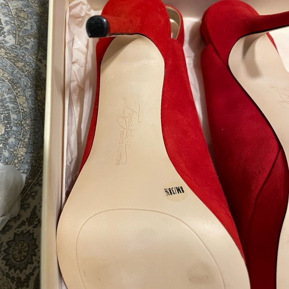 Vince Camuto Heels - Picture 4 of 7